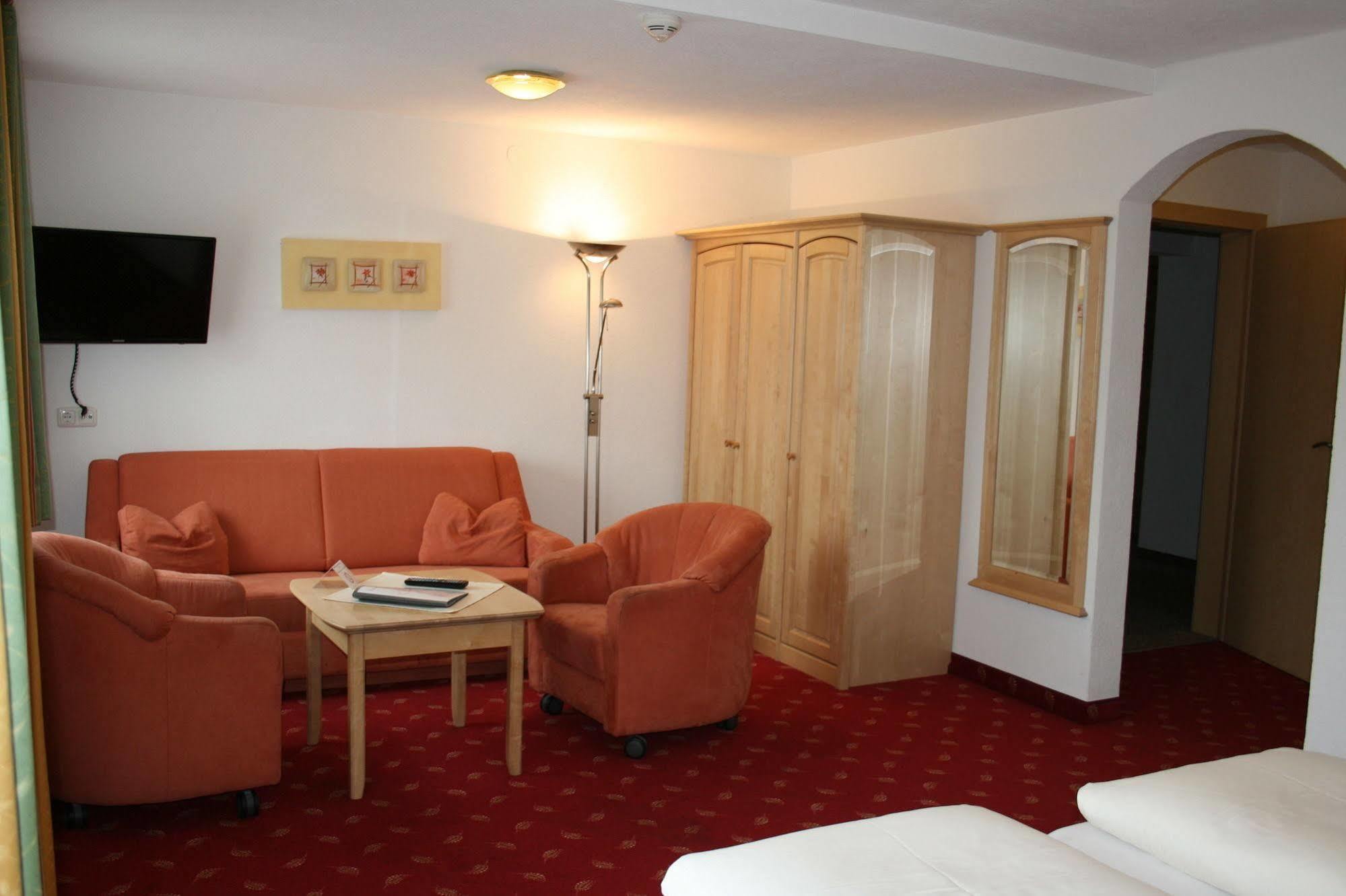 Pension Birkenhof Mayrhofen Ngoại thất bức ảnh