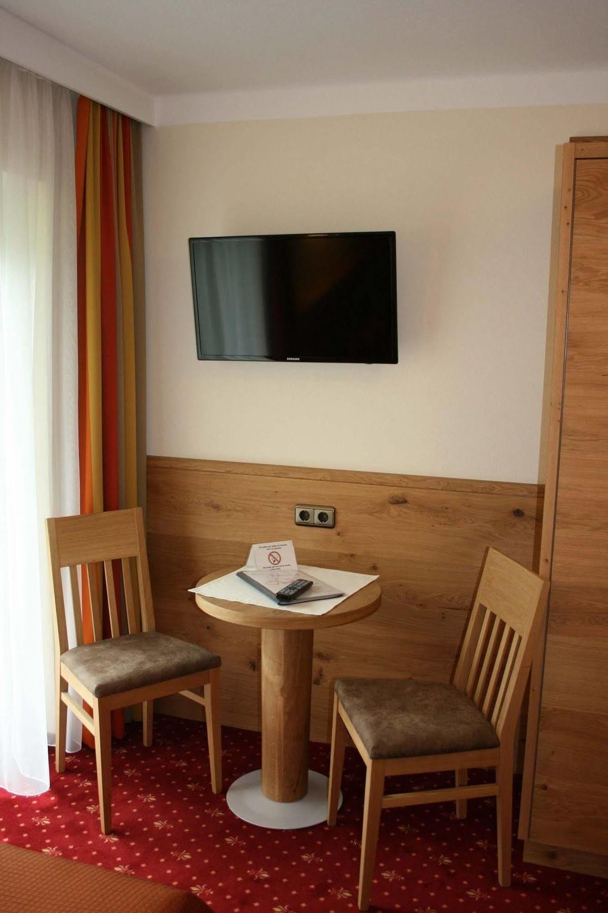 Pension Birkenhof Mayrhofen Ngoại thất bức ảnh
