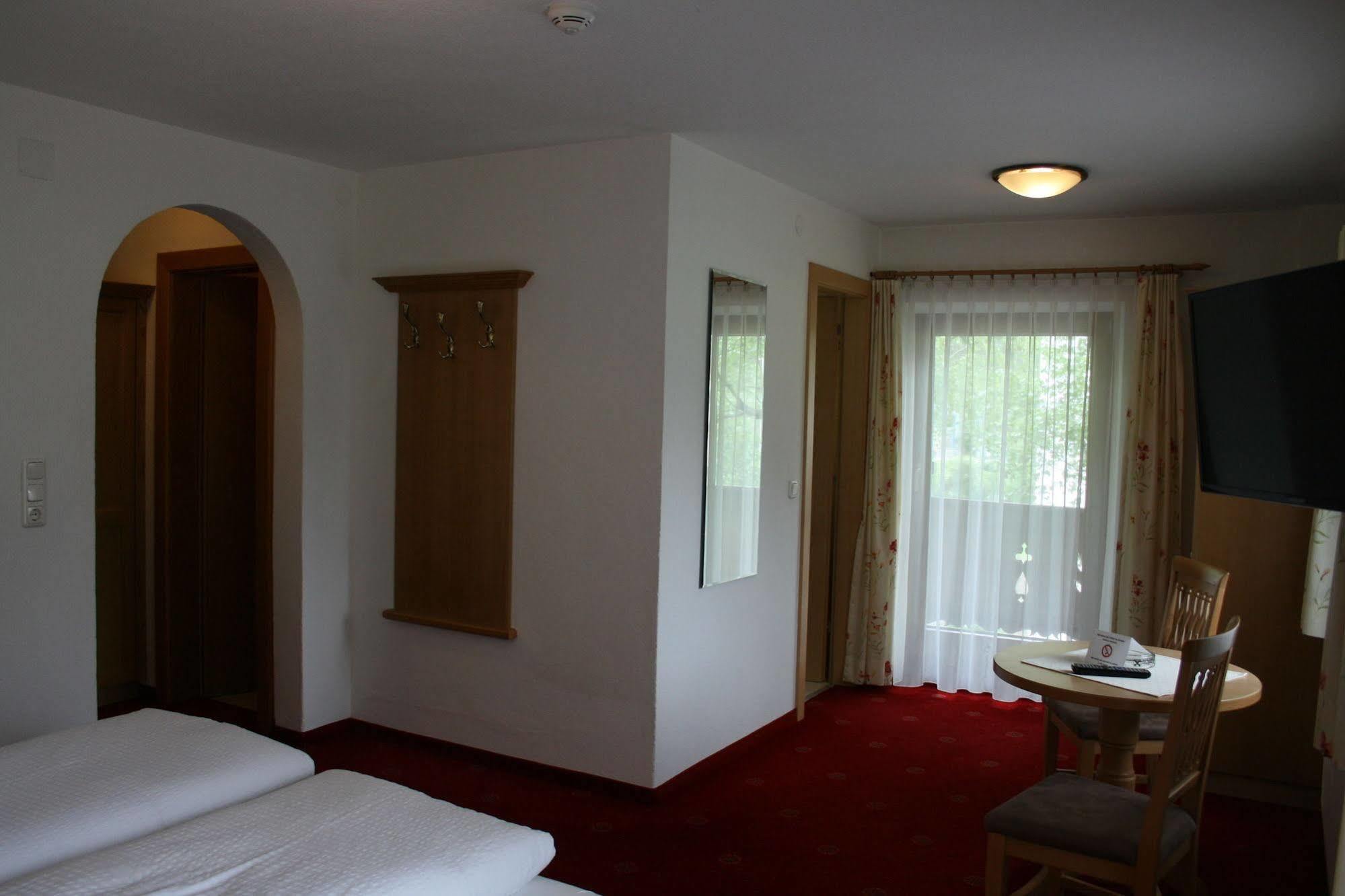 Pension Birkenhof Mayrhofen Ngoại thất bức ảnh
